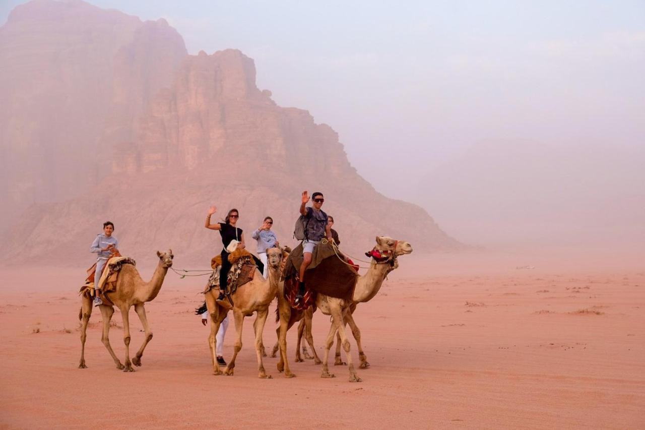 Wadi Rum Bedouin Camp And Desert Tours エクステリア 写真